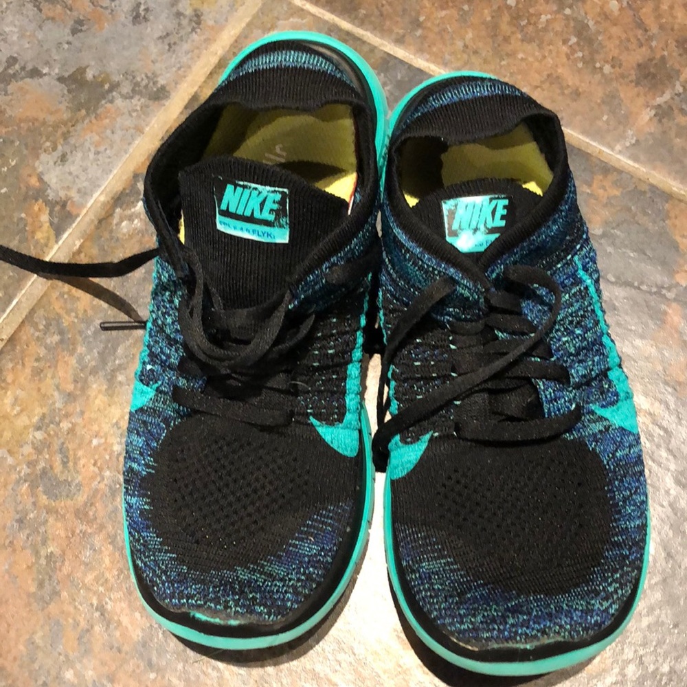 COPY - Nike Flyknit size 8